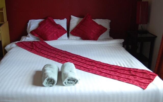 Green Leaf Guest House