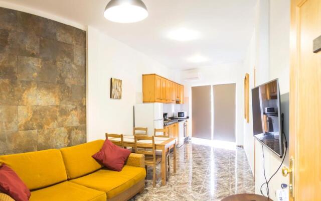 Apartamentos La Aldea Suites