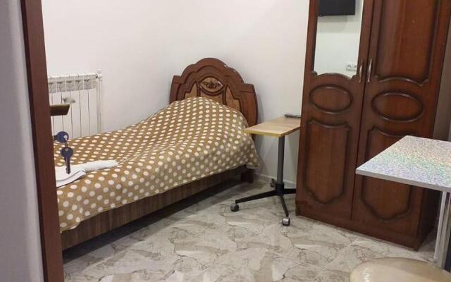 Hotel 333