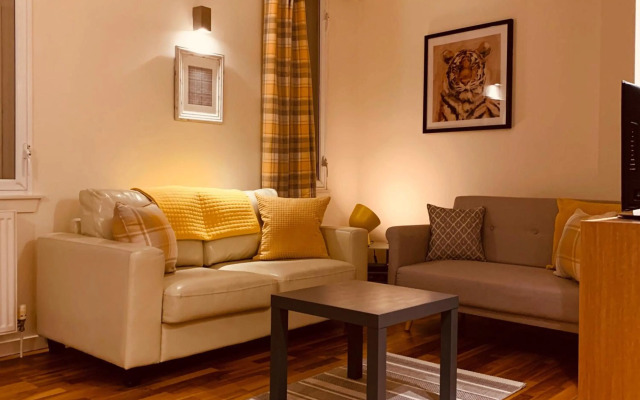 The Cowgatehead Residence