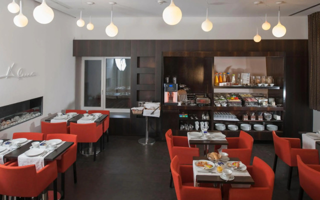 Alma Boutique Hotel