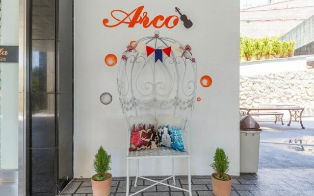 Arco Poolvilla Pension
