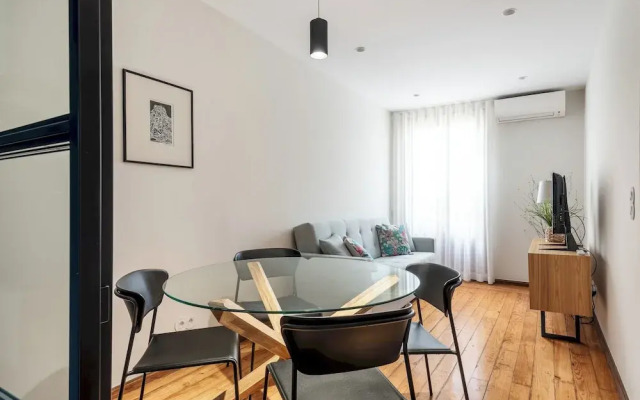 Rivol3 · Stunning 1BR w/ Private Terrace