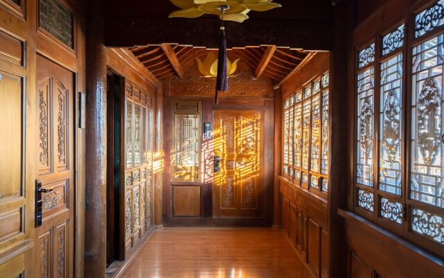 Floral Hotel Mi Yu Inn Lijiang