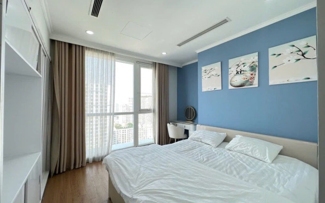 Vinhomes Royal City by Emily in Town