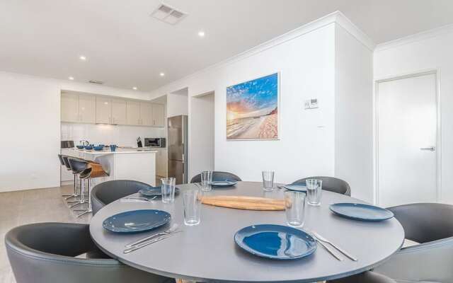 Karrinyup Waters House Rentals