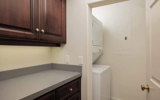 Perfect Basecamp for Mt. Bachelor With Hot Tub