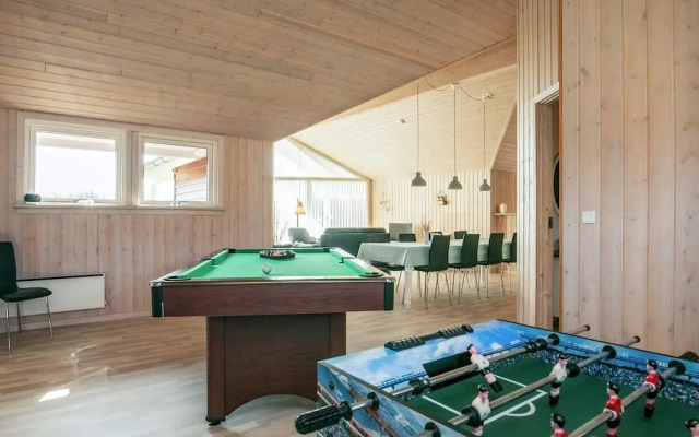 8 Person Holiday Home in Brovst