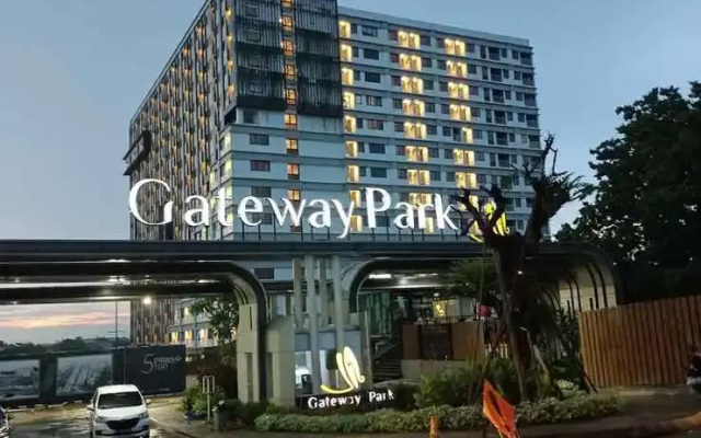 Monochrome Urban Studio at LRT City Jatibening Gateway Park