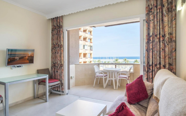 Marina view modern apartment