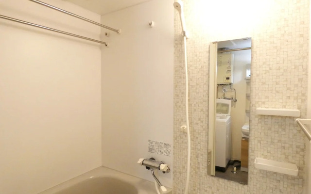 Alpha Square Minami 6 Jo 305