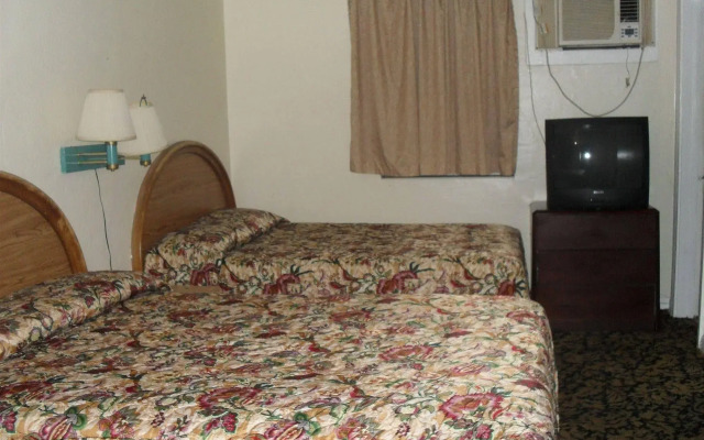 Shore Winds Motel