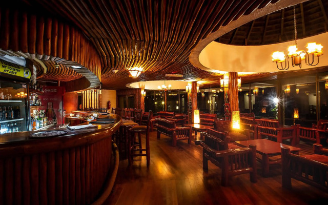 Salt Lick Safari Lodge