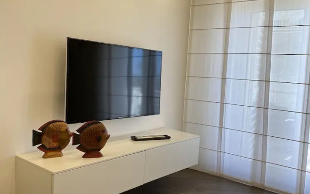 FraMe Room