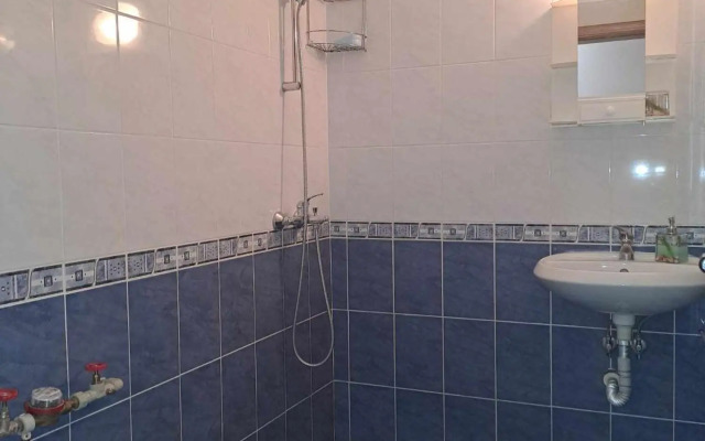 АПАРТАМЕНТ Амира 2