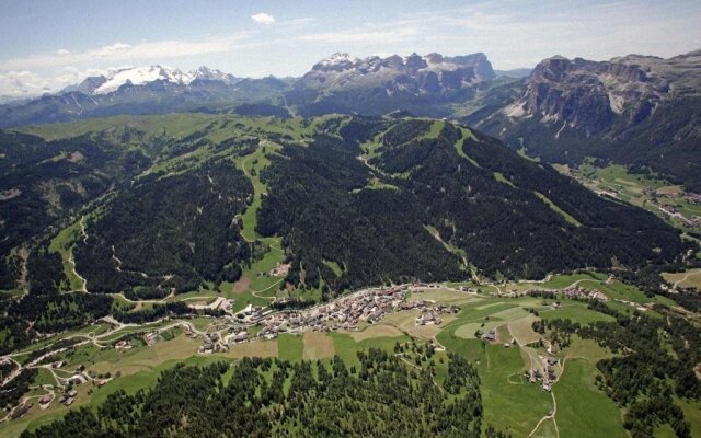 Dolomites Apartments Ciasa Vally