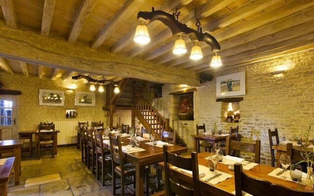 Hôtel De La Beursaudiere