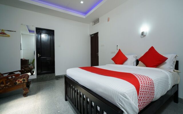 OYO 14270 Marottickal Residency
