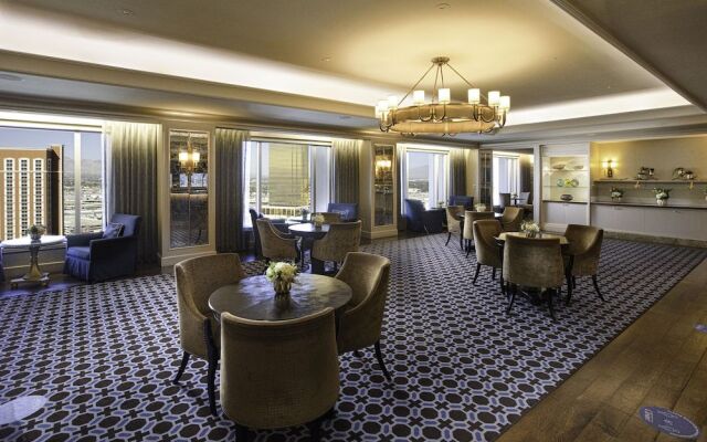 The Palazzo Prestige Club Lounge