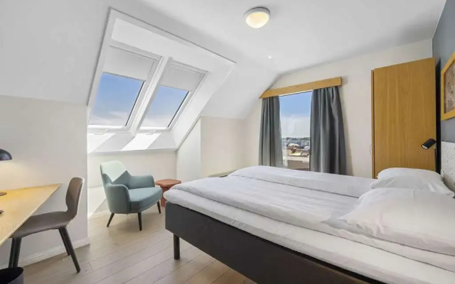 Home Hotel Grimstad
