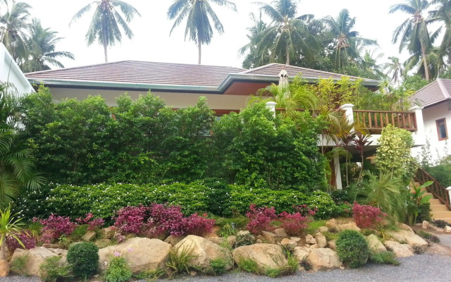 Tropical Season Villa Resort