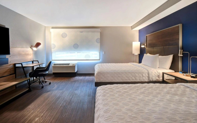 Tru by Hilton Manchester Downtown