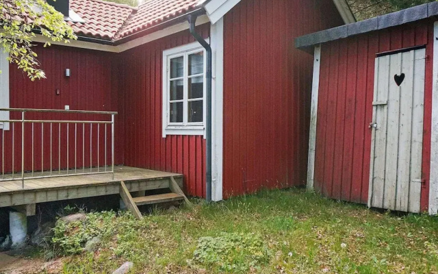 4 Person Holiday Home in Bullaren