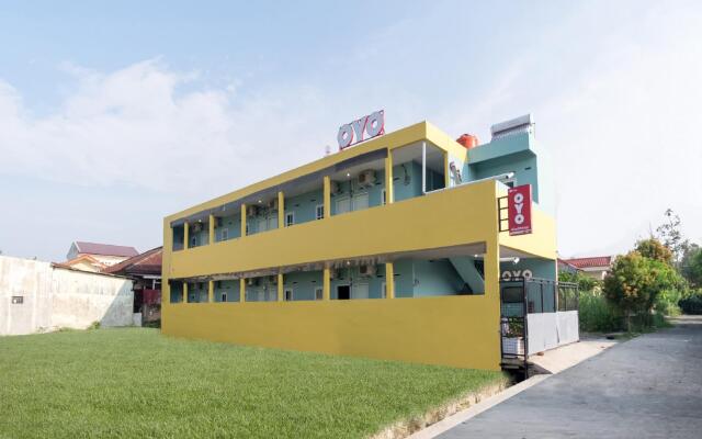 OYO 91234 Aladinmar 2