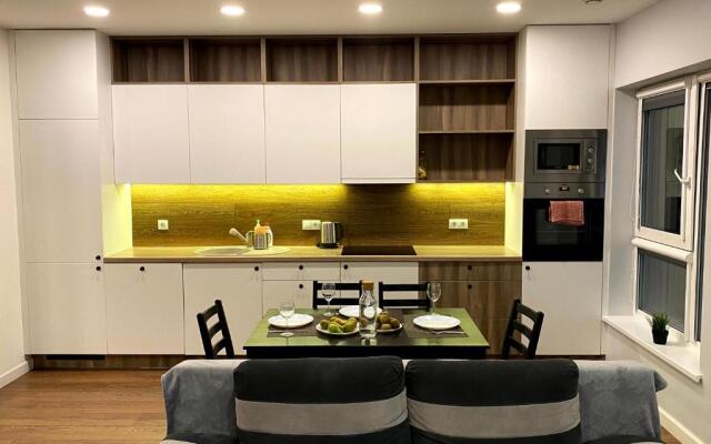 Oršos Spacious Apartment in Vilnius City Center, with Balcony