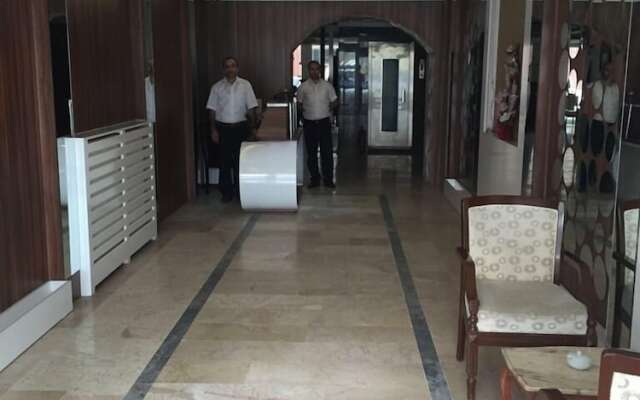 Cenas Hotel