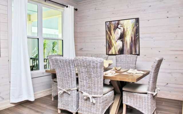 Lil Js Getaway at Romeo Beach #3