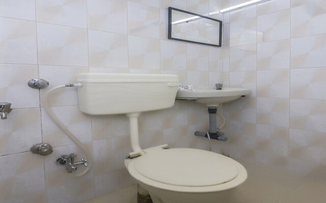 OYO 22772 Hotel Vasantdashmi (purva)
