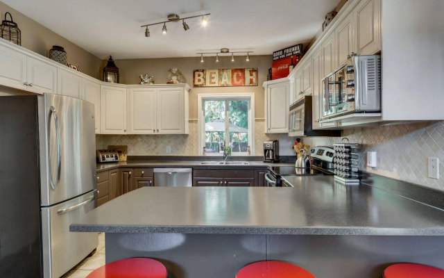 Boyce-Gyro Beach Bed and Breakfast