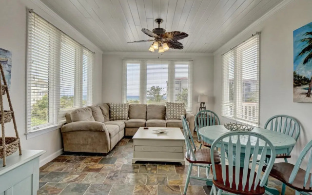 Sea Tranquility by Sea Scape Properties