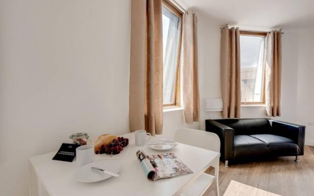 Beautiful studio with city views, in Liverpool!