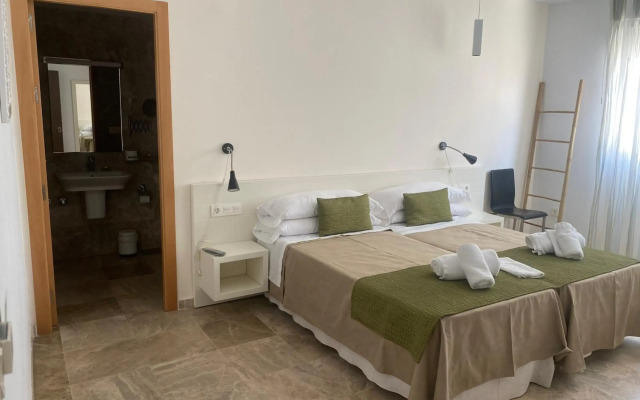 Hotel Senderos