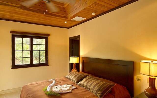 Jet Luxury at Langosta BeachResortVillas