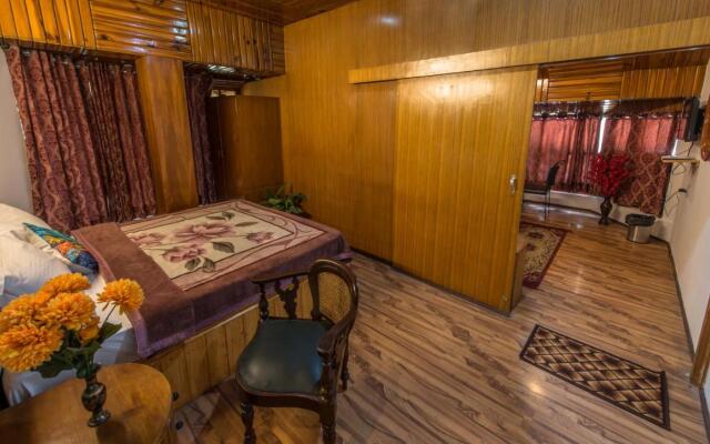 Hotel D'Chalet