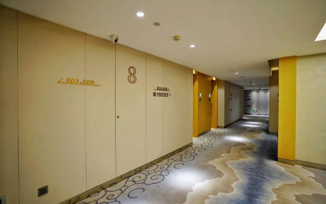 Golden Gulf Hotel