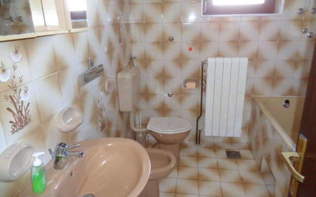 Apartments Ivica - Quiet Street