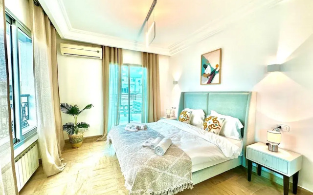 The Lake View Spacious With Amazing Terrace