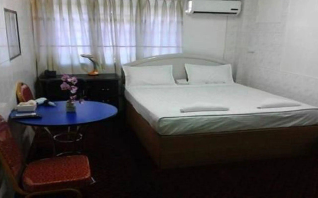 Silver Moon Hotel