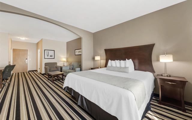 Best Western Plus Sand Bass Inn & Suites