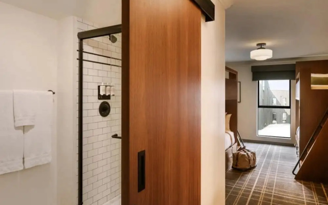 FOUND Hotel, Santa Monica