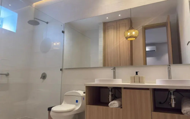 Apartamento Adalmar 804 con vista al mar