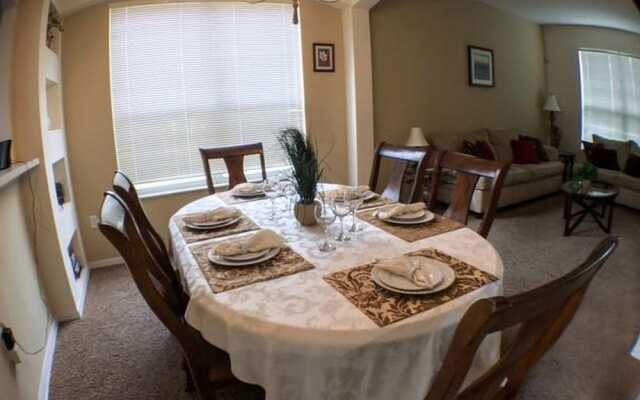 Kokomo 2749 Apartment 6 Bedroom