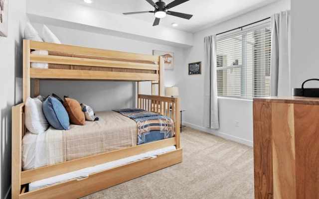 Easy Escape Stay for 8