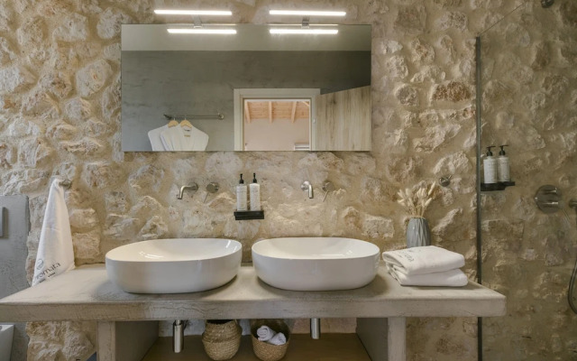 Assos Chromata Villas