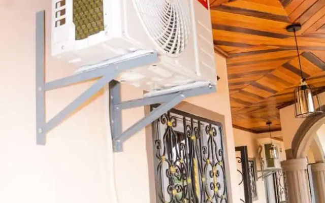 Bel Appartement Meublé À Yaoundé - Odza