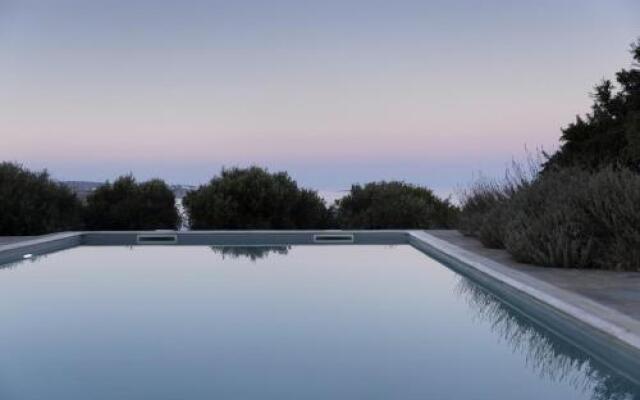 Villa Alkyoni · Beautiful 8-Person Family Villa with Great Views